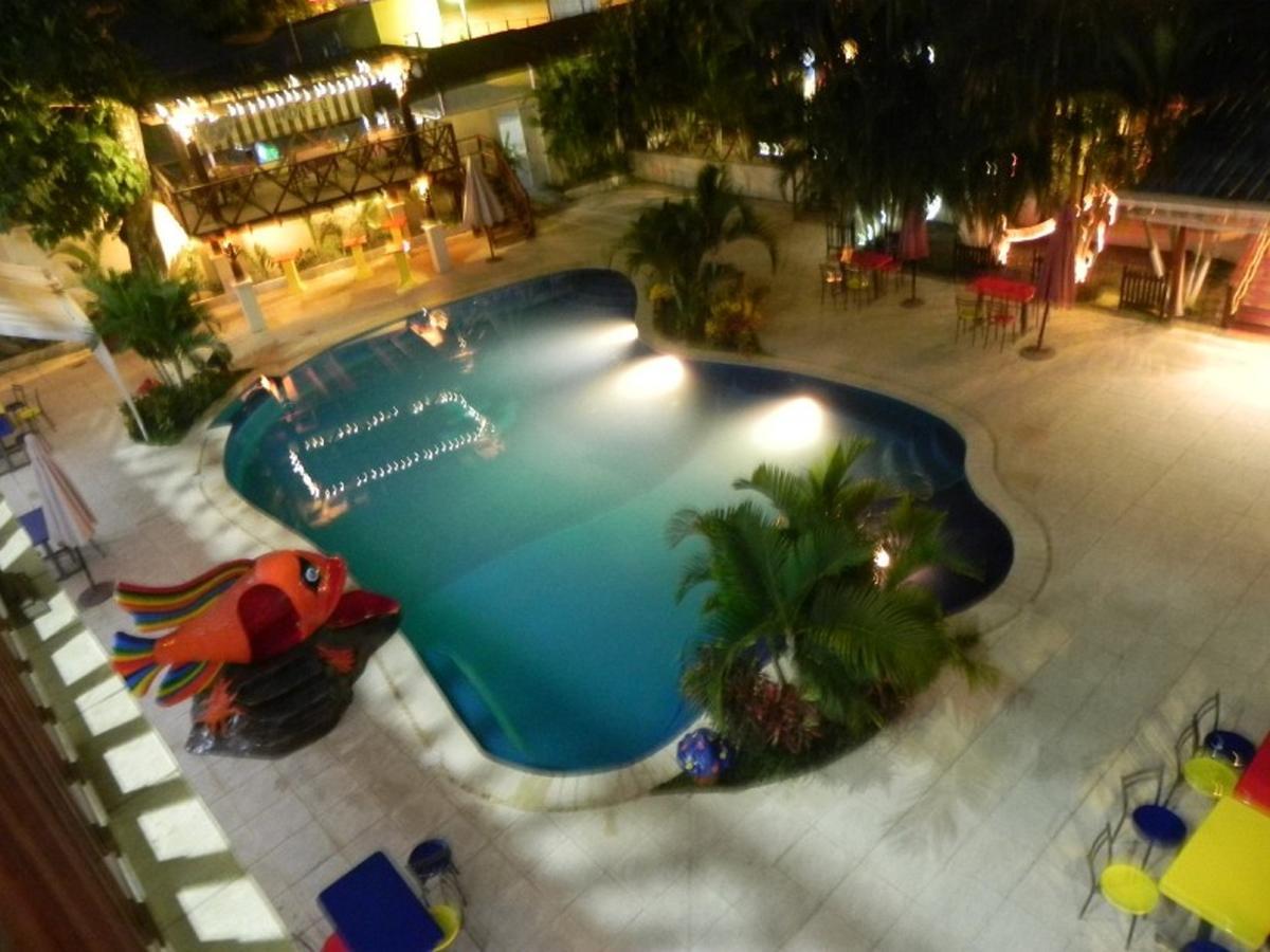 Hotel Puerto Libre Puerto Barrios Exteriér fotografie