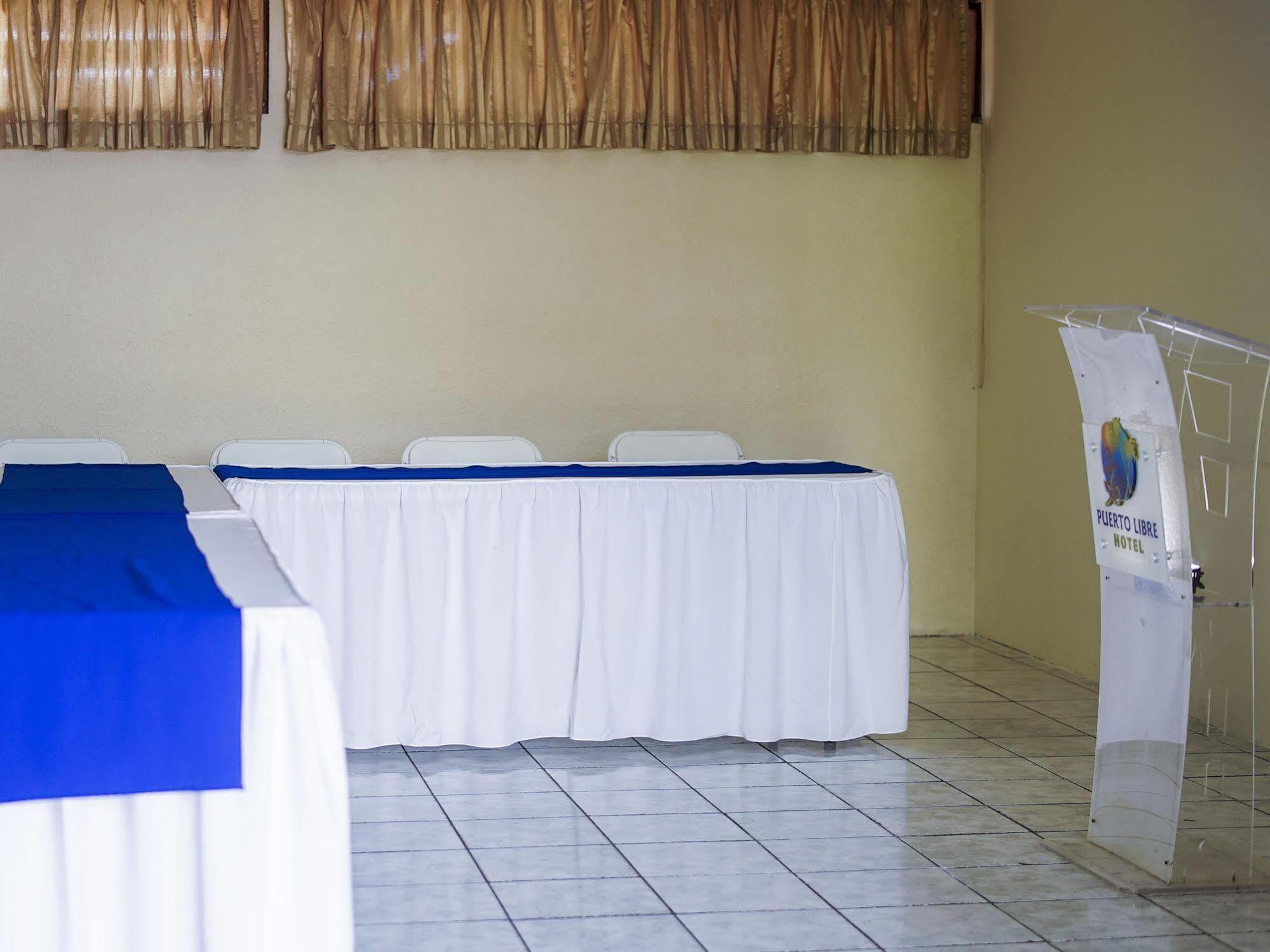 Hotel Puerto Libre Puerto Barrios Exteriér fotografie