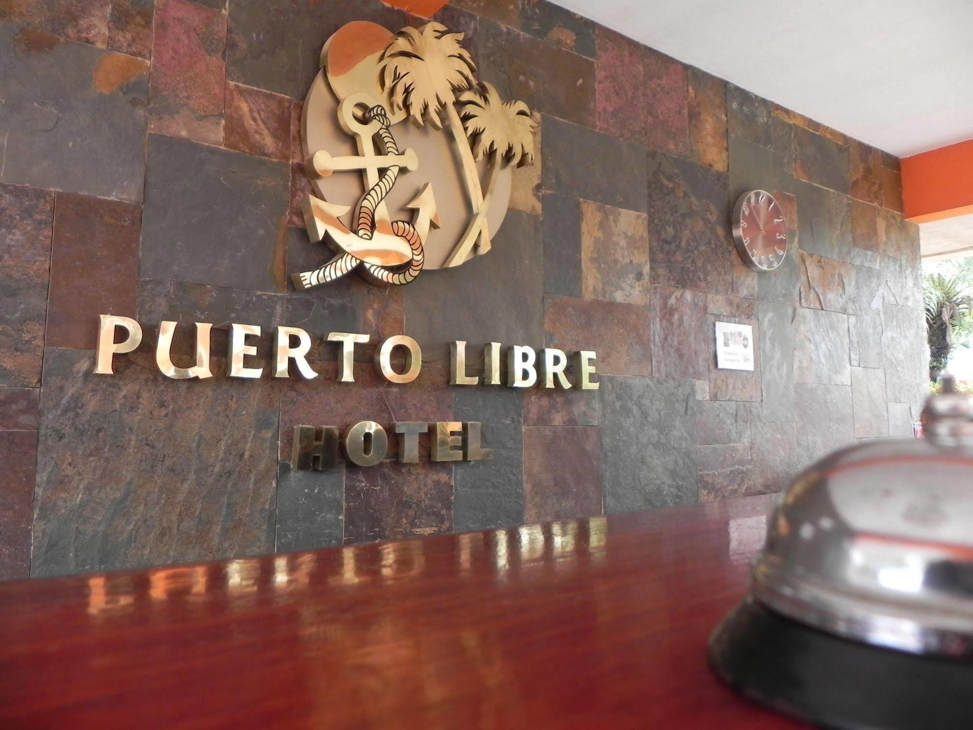 Hotel Puerto Libre Puerto Barrios Exteriér fotografie
